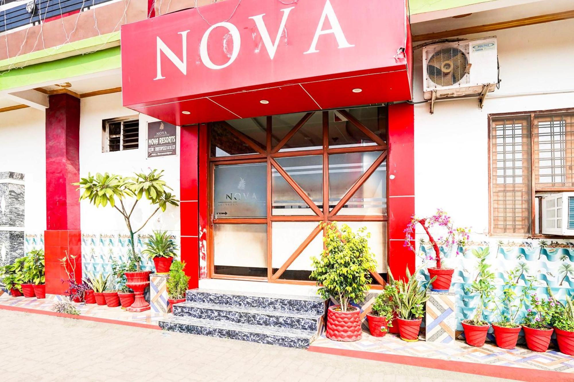 Hotel O Nova Resorts & Luxury Farm Raebareli エクステリア 写真
