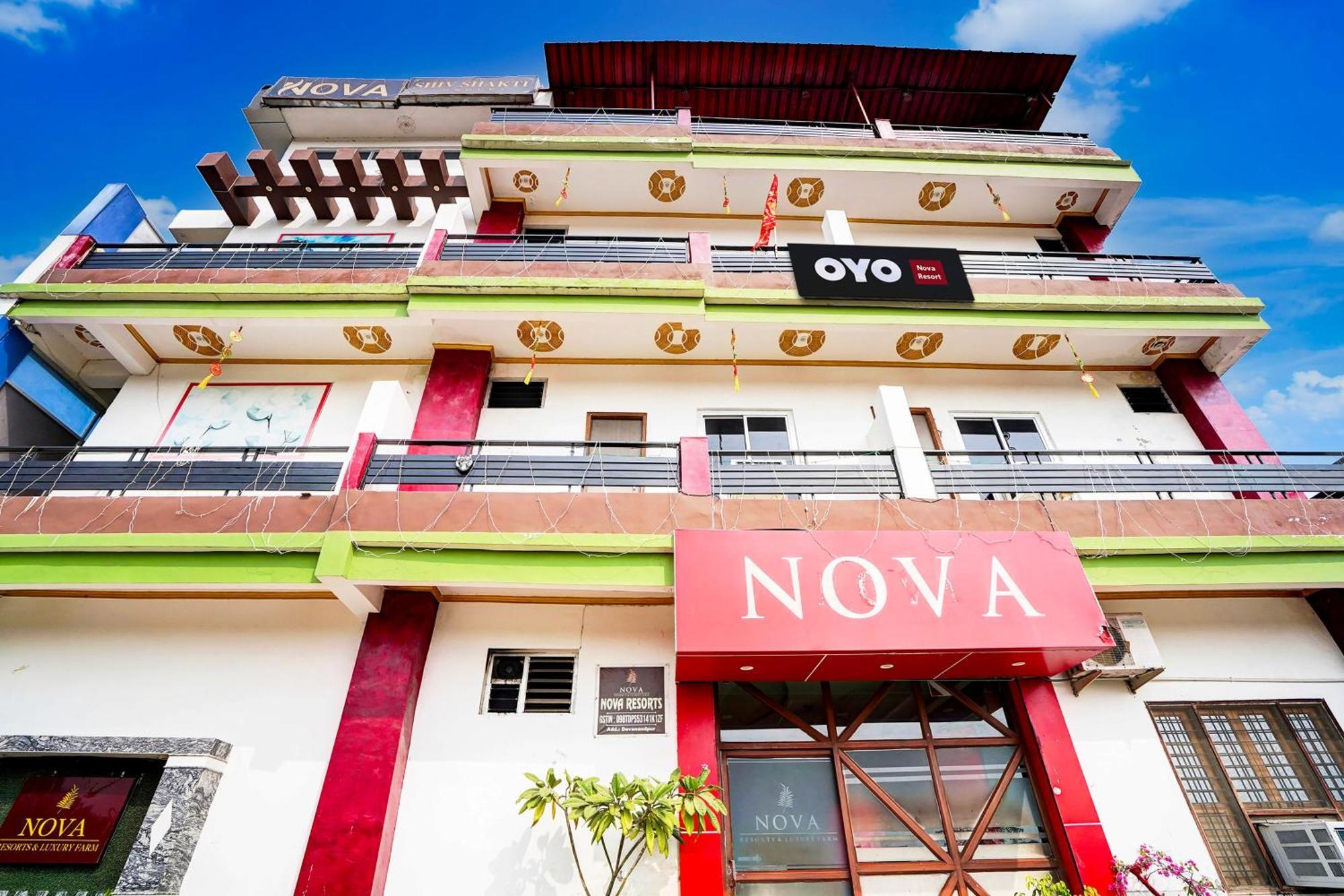 Hotel O Nova Resorts & Luxury Farm Raebareli エクステリア 写真