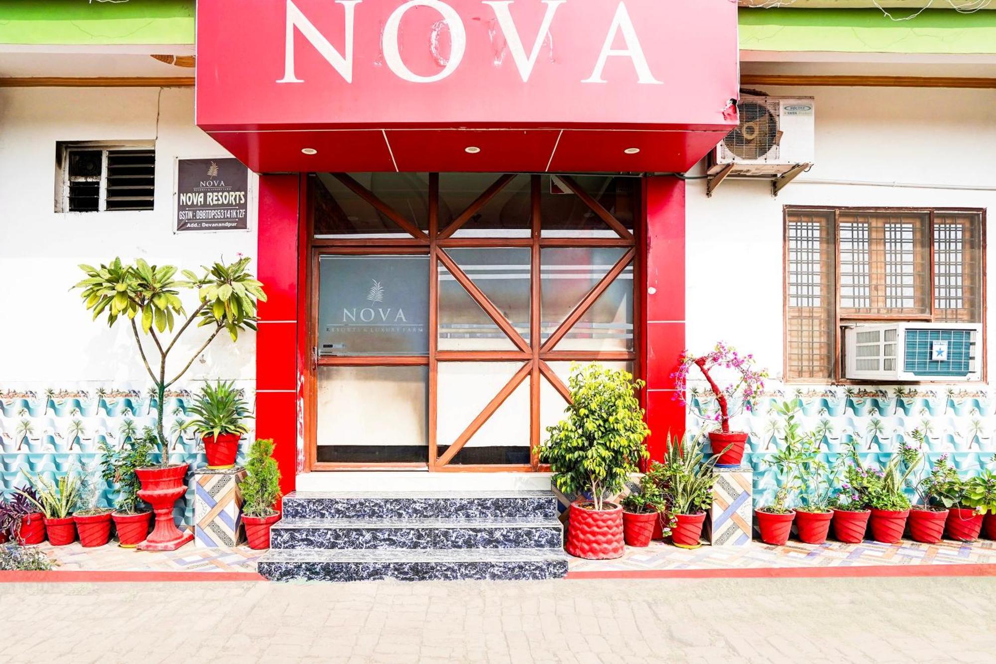 Hotel O Nova Resorts & Luxury Farm Raebareli エクステリア 写真